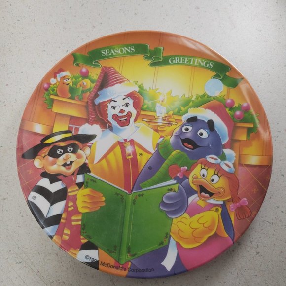 Ronald McDonald 1995 Christmas Seasons Greeting Caroling Plastic Plates - Picture 4 of 6